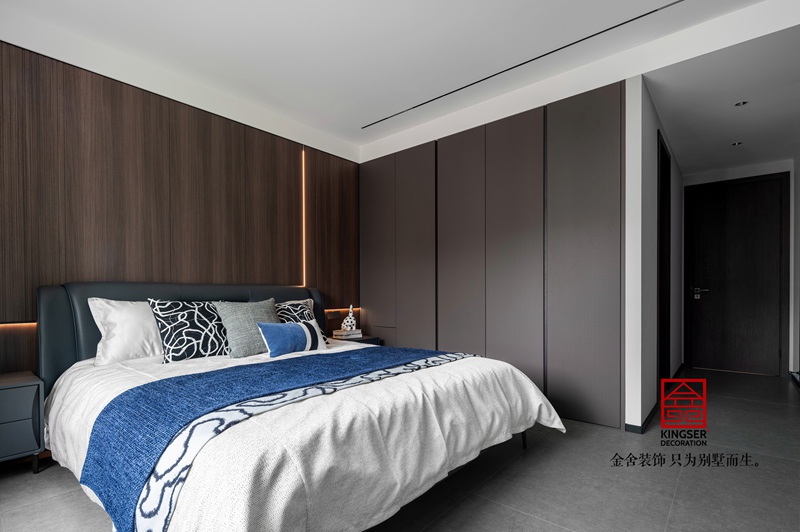 中冶德賢華府現(xiàn)代輕奢裝修臥室實景圖
